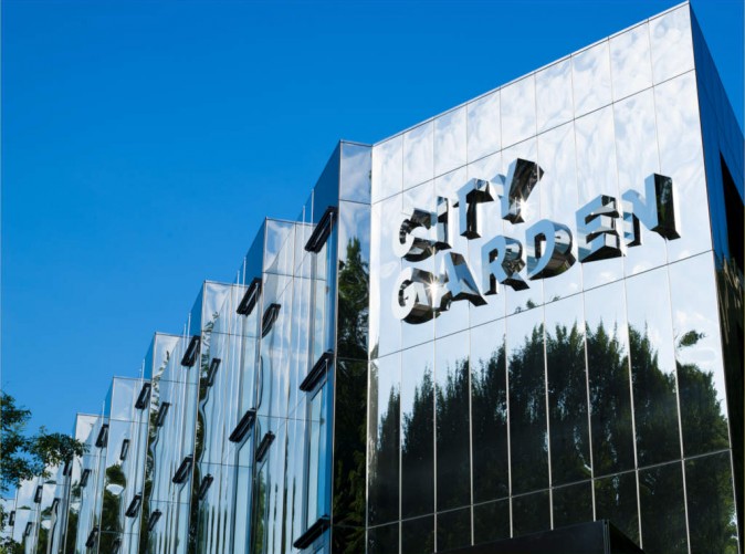 020_Schoene Aussichten TouristikCityGardenInn_Zug12